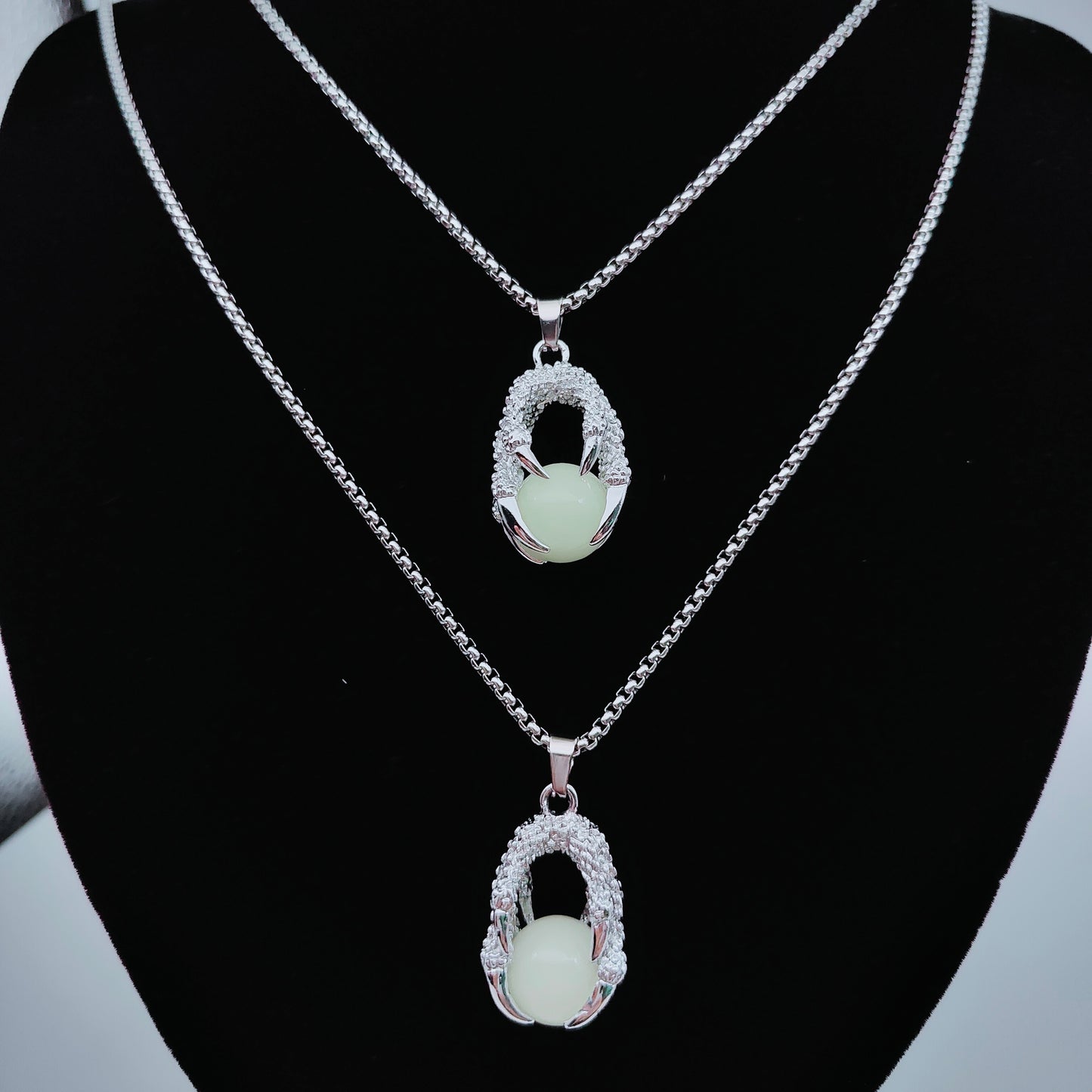 Glow in the Dark Dragon Claw Pendant and necklace