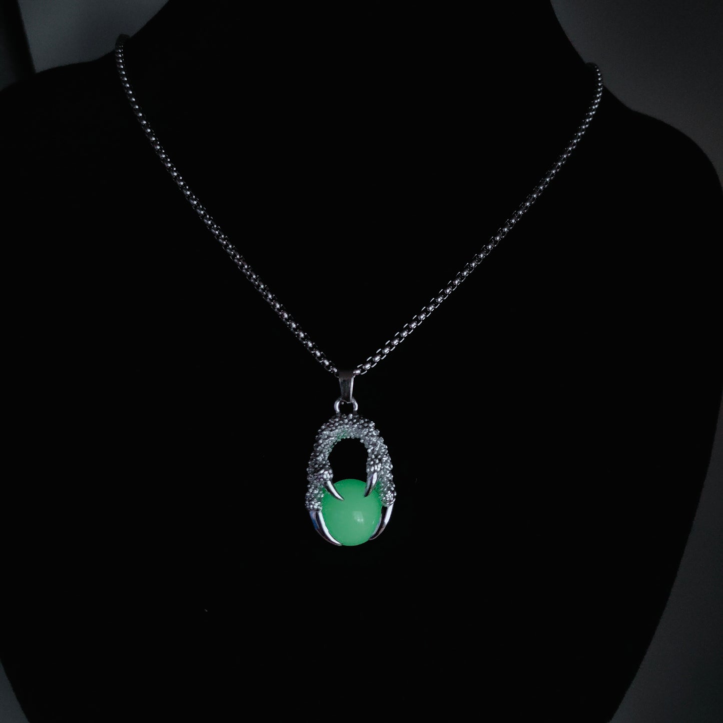 Glow in the Dark Dragon Claw Pendant and necklace
