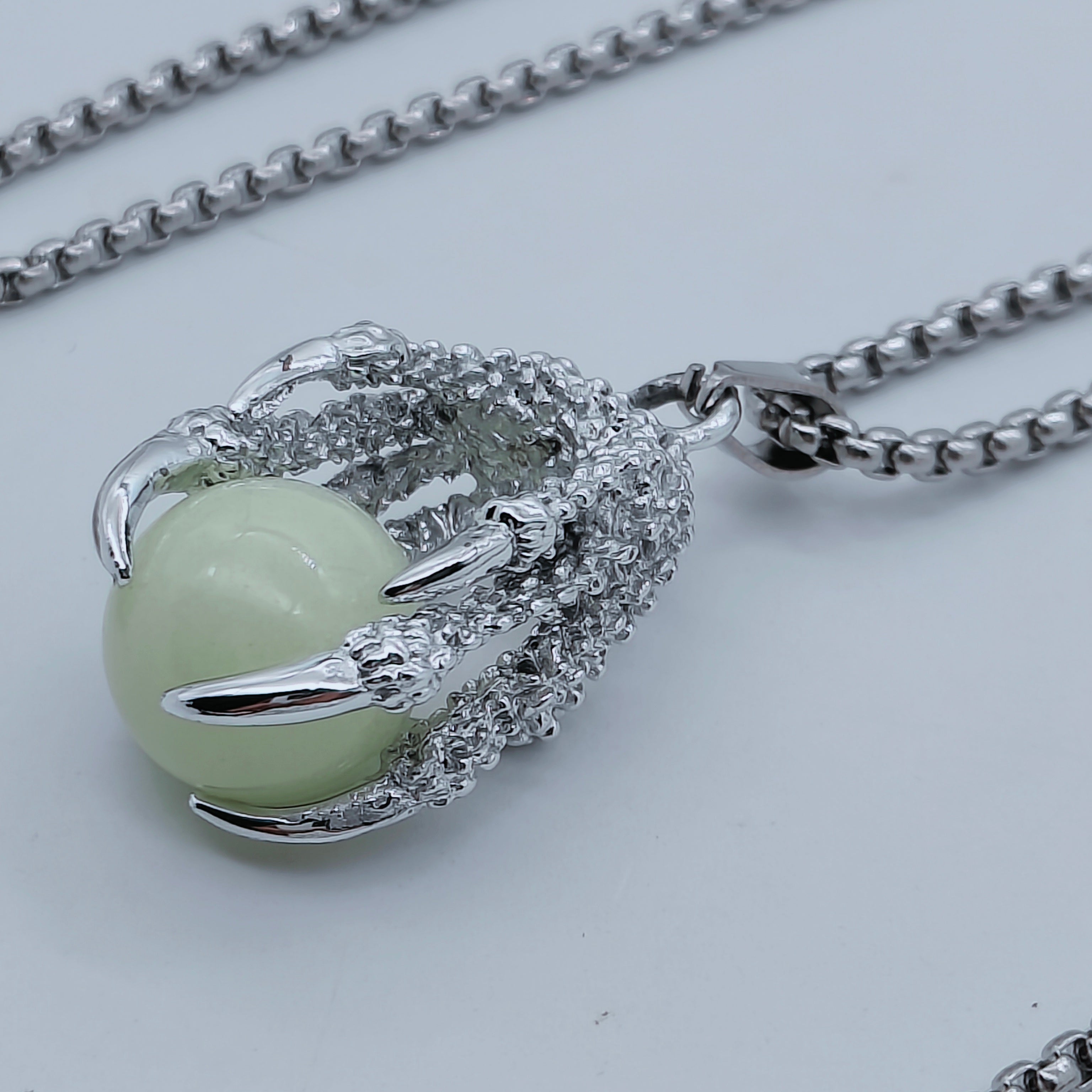 Glow in the Dark Dragon Claw Pendant and necklace